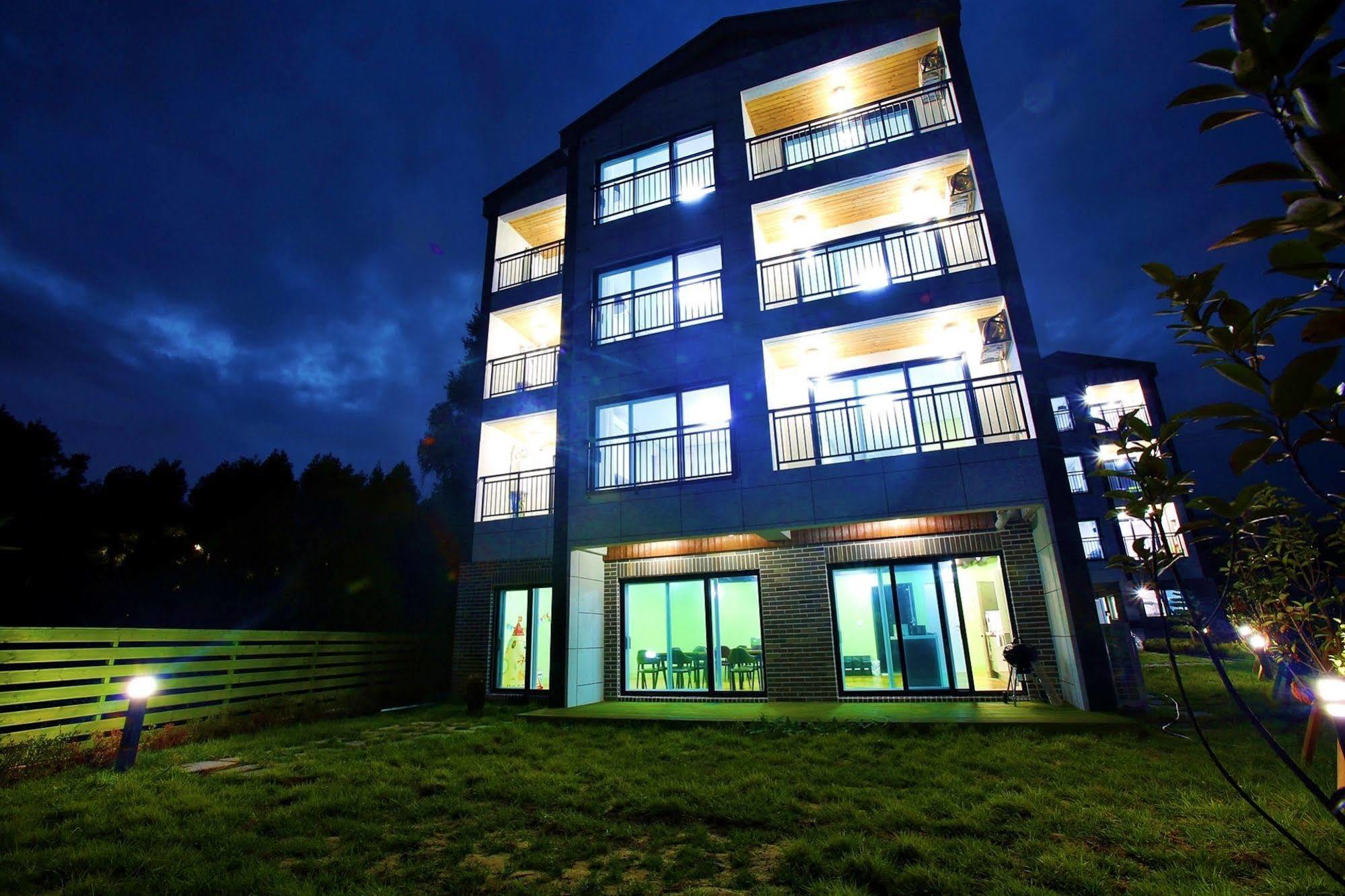 Jeju Inhouse Pension Seogwipo Dış mekan fotoğraf